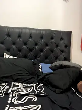 Selene Wings22 online show from November 2025 08:00:01 PM