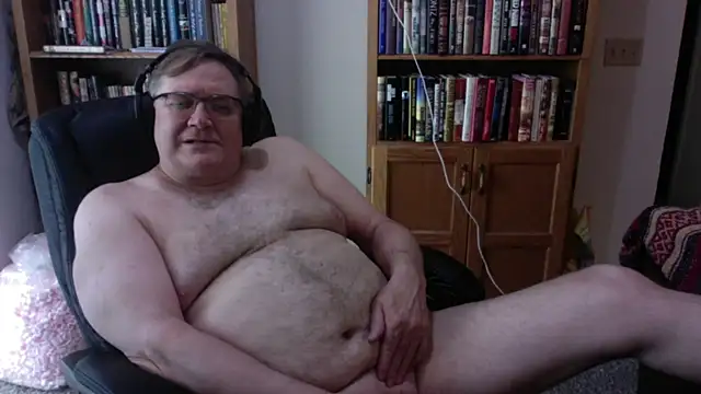 Snapshot of Vinyl22@xh chatting on June 2026 08:41:01 PM Vinyl22xh online show from June 2026 08:41:01 PM
