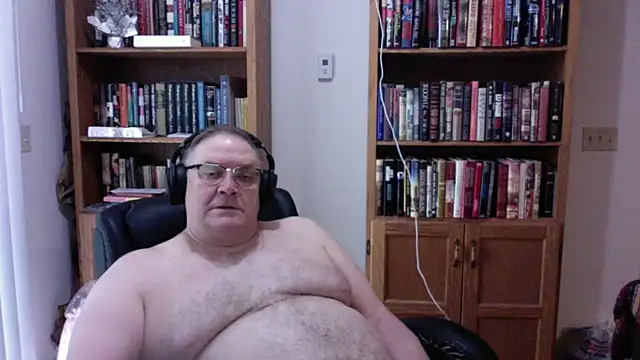 Snapshot of Vinyl22@xh chatting on July 2026 08:04:02 PM Vinyl22xh online show from July 2026 08:04:02 PM