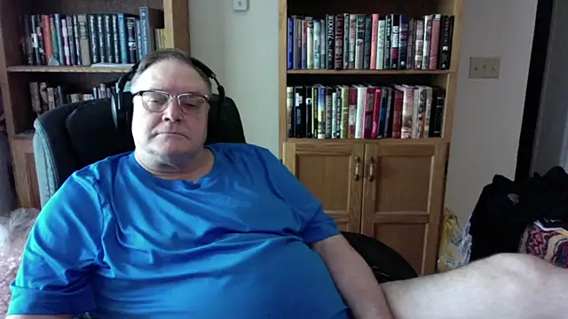Snapshot of Vinyl22@xh chatting on July 2026 06:02:02 PM Vinyl22xh online show from July 2026 06:02:02 PM