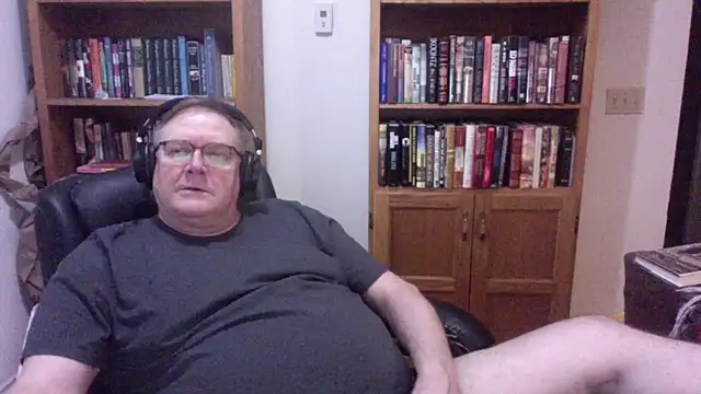 Snapshot of Vinyl22@xh chatting on July 2026 12:19:01 AM Vinyl22xh online show from July 2026 12:19:01 AM