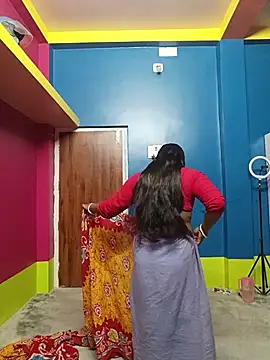 reya743 online show from February 2026 12:11:02 AM