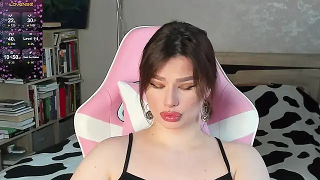 Snapshot of bbJ_one chatting on April 2026 06:39:01 AM bbJ one online show from April 2026 06:39:01 AM