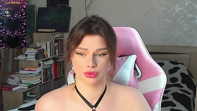 Snapshot of bbJ_one chatting on April 2026 05:43:02 AM bbJ one online show from April 2026 05:43:02 AM