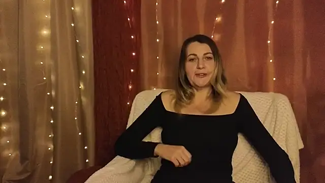 Snapshot of silvaraNoir chatting on September 2025 03:04:01 PM silvaraNoir online show from September 2025 03:04:01 PM