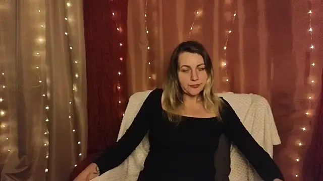 Snapshot of silvaraNoir chatting on September 2025 04:11:01 PM silvaraNoir online show from September 2025 04:11:01 PM