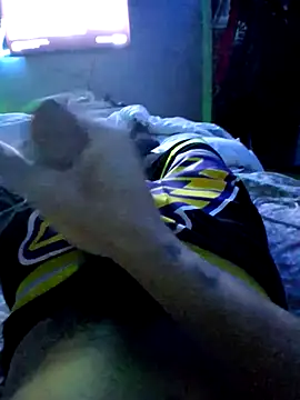 Snapshot of Painstickwes chatting on February 2026 02:32:02 PM Painstickwes online show from February 2026 02:32:02 PM