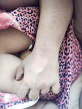 Snapshot of Chubby_Soniya chatting on October 2025 04:31:02 AM Chubby Soniya online show from October 2025 04:31:02 AM