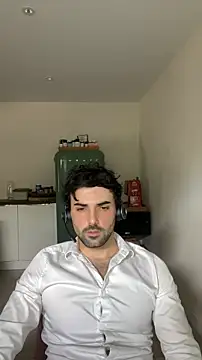 eauminerale online show from June 2026 12:18:01 PM