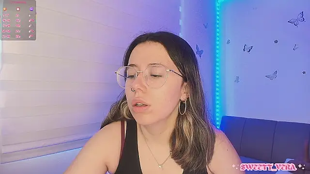 sweettvera online show from March 2026 01:43:02 PM