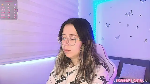 Snapshot of sweettvera chatting on May 2026 12:45:02 PM sweettvera online show from May 2026 12:45:02 PM