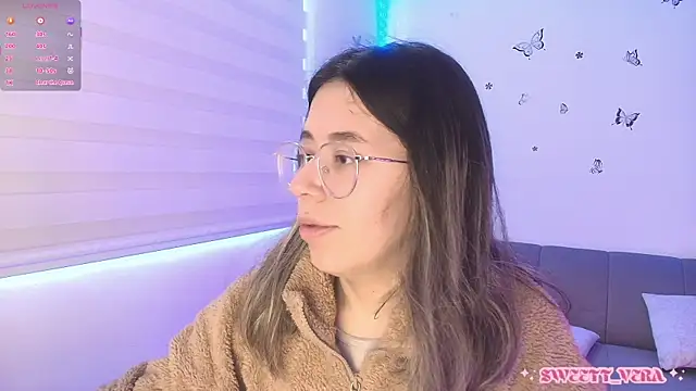Snapshot of sweettvera chatting on May 2026 12:43:01 PM sweettvera online show from May 2026 12:43:01 PM