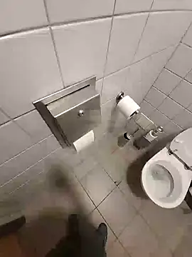 Marijkaa online show from October 2025 12:26:02 PM