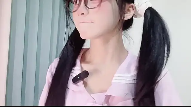 Snapshot of Ximei-O chatting on May 2026 12:37:02 PM Ximei-O online show from May 2026 12:37:02 PM