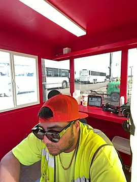 BobbyJames82 online show from July 2026 01:36:02 PM