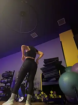 Anavalle online show from March 2026 09:10:01 PM