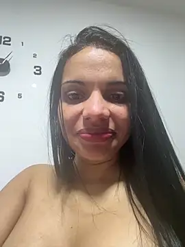 Anavalle online show from May 2026 01:21:02 PM