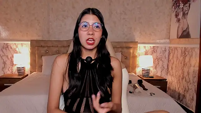 Lana Sl4ve online show from December 2025 03:19:02 PM