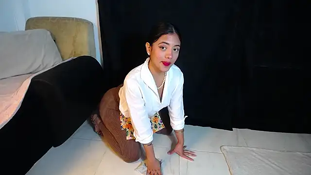 Isis Valen online show from November 2025 11:54:02 AM