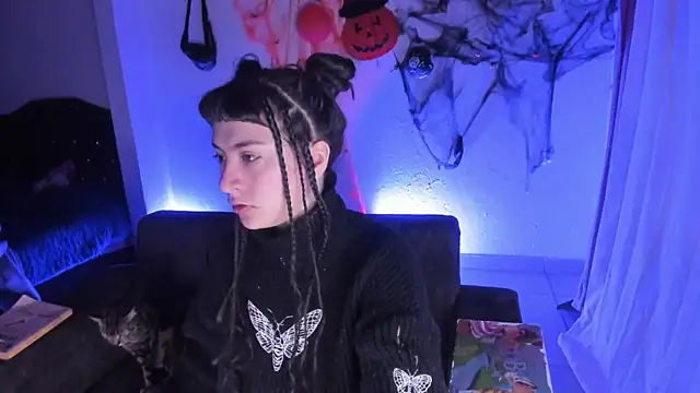 kitty  chs online show from November 2025 11:16:02 AM