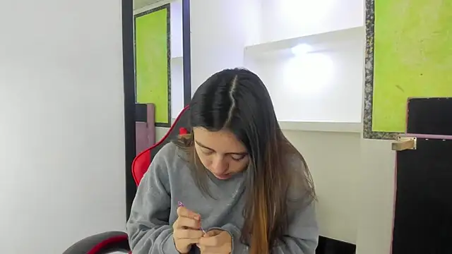 lala clark online show from February 2026 08:25:01 PM