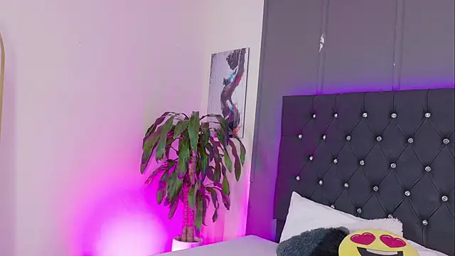 Kataaleya  12 online show from October 2025 03:15:02 AM