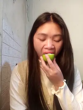 Snapshot of Mayy1 chatting on February 2026 02:05:02 AM Mayy1 online show from February 2026 02:05:02 AM