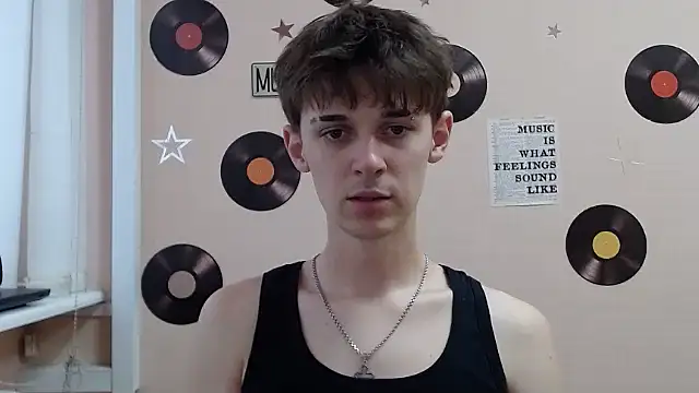 Hoot Dude  online show from October 2025 01:31:01 PM