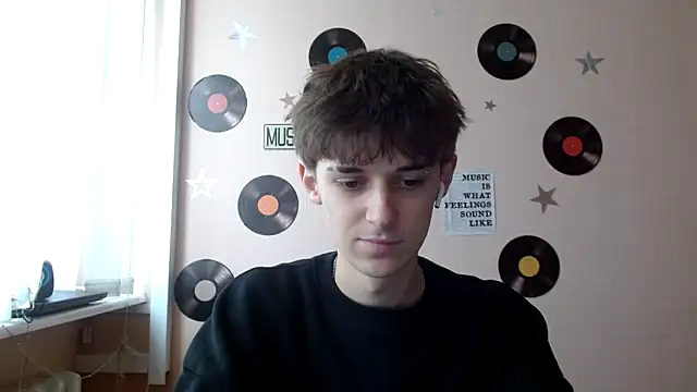 Hoot Dude  online show from October 2025 12:49:02 PM