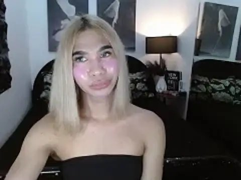 julietdelaveigne online show from October 2025 11:21:02 AM