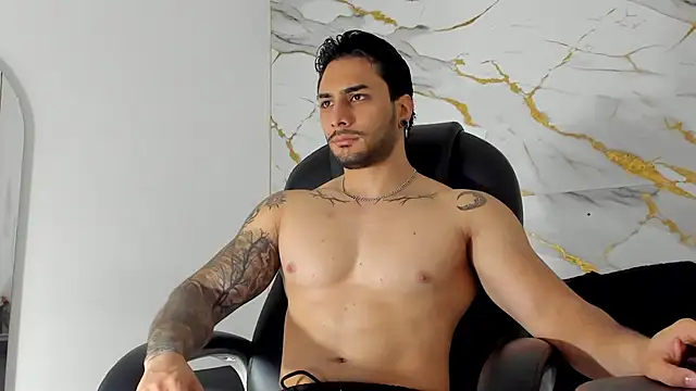 Miike Stone1 online show from October 2025 12:57:02 PM