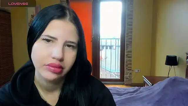 Malibu J online show from October 2025 06:32:01 AM