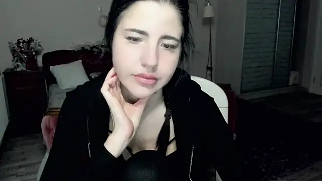 Malibu J online show from January 2026 08:56:01 PM