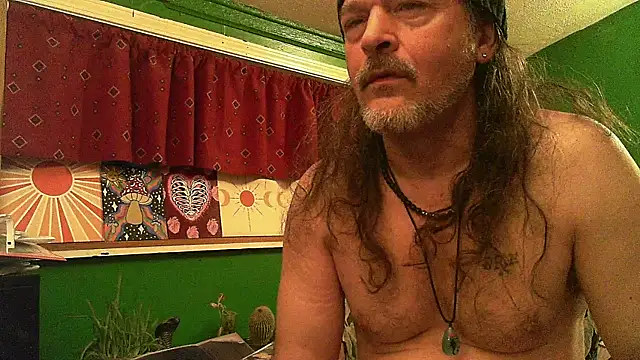 HippieDad333 online show from May 2026 09:03:01 AM
