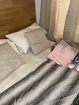 Ruby-Black online show from December 2025 01:40:02 PM