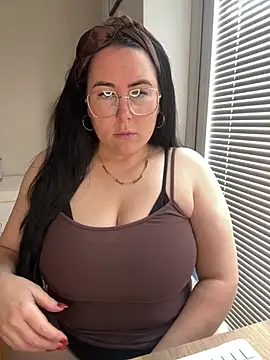 Ruby-Black online show from March 2026 10:11:02 AM