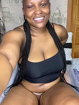 Snapshot of Bellabootie chatting on April 2026 01:41:01 PM Bellabootie online show from April 2026 01:41:01 PM