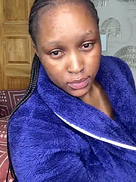 Snapshot of Bellabootie chatting on May 2026 04:28:02 AM Bellabootie online show from May 2026 04:28:02 AM