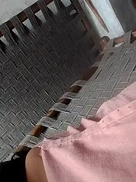 Snapshot of Cuty_nensi chatting on September 2025 05:02:02 AM Cuty nensi online show from September 2025 05:02:02 AM