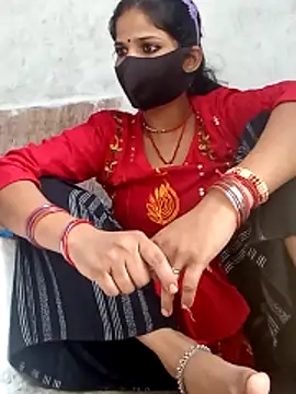 Snapshot of Cuty_nensi chatting on October 2025 07:01:02 AM Cuty nensi online show from October 2025 07:01:02 AM