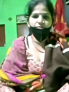 Snapshot of Cuty_nensi chatting on October 2025 01:58:01 PM Cuty nensi online show from October 2025 01:58:01 PM