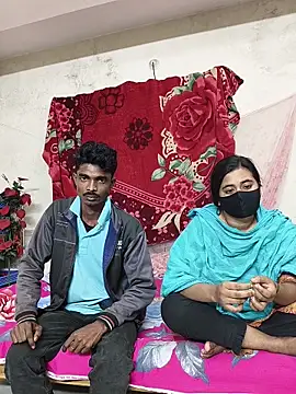 Snapshot of Love_Queen11 chatting on February 2026 03:37:02 PM Love Queen11 online show from February 2026 03:37:02 PM