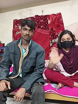 Snapshot of Love_Queen11 chatting on February 2026 04:44:02 PM Love Queen11 online show from February 2026 04:44:02 PM