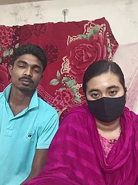 Snapshot of Love_Queen11 chatting on February 2026 04:14:01 PM Love Queen11 online show from February 2026 04:14:01 PM