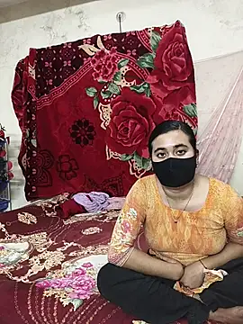 Snapshot of Love_Queen11 chatting on February 2026 03:54:02 PM Love Queen11 online show from February 2026 03:54:02 PM