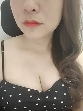 Snapshot of Girl_Shy2000 chatting on May 2026 12:37:02 PM Girl Shy2000 online show from May 2026 12:37:02 PM