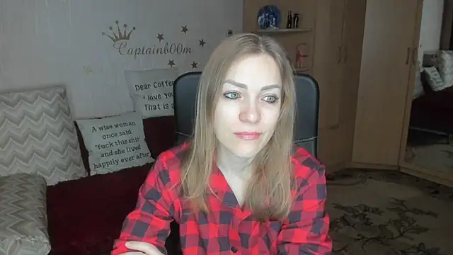 Tiffany Bates online show from December 2025 02:50:02 AM