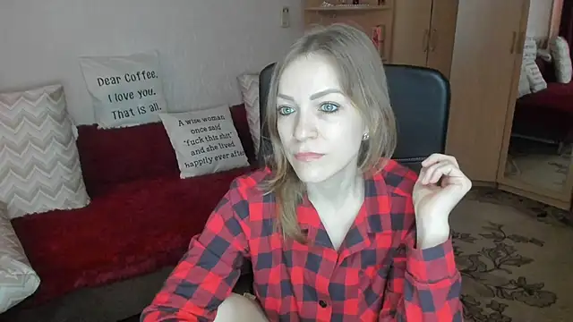 Tiffany Bates online show from April 2026 11:19:01 AM