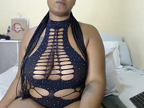 HORNYMELONS22xx online show from November 2025 06:32:01 PM