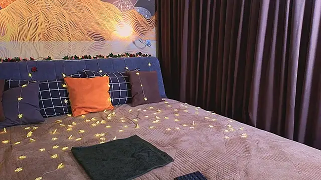 MilaYumi online show from March 2026 08:53:02 AM